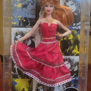 Cyndi Lauper, Ladies of the 80's, Barbie Collector. This item is new without tag